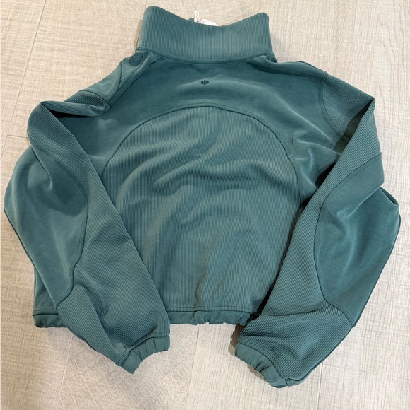 Lululemon brushed softstream ribbed half zipped ~ green jasper ~ Like new Size 8 - Picture 4 of 4